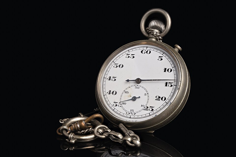 Focus stack of a vintage stopwatch. Focus stack of 25 pictures with Helicon Focus.